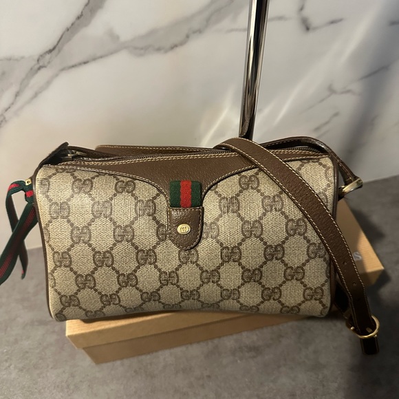 ***Sold***Gucci Canvas Web - Picture 7 of 12